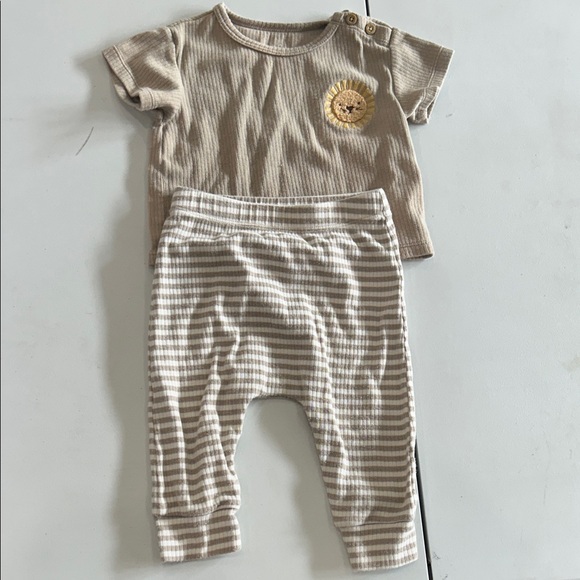 Cloud Island Tan and Cream Kids Matching Set - Picture 1 of 5